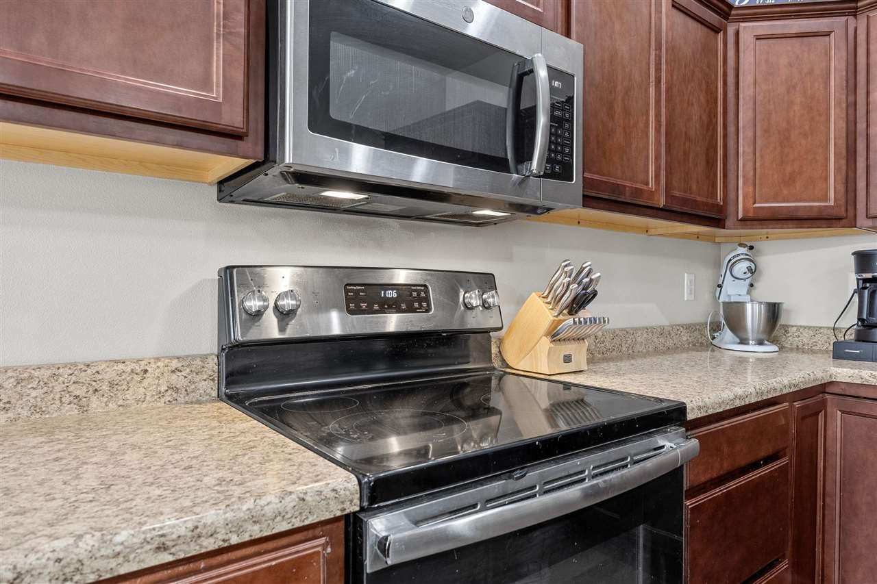 611 Croell Avenue Tiffin IA 52340