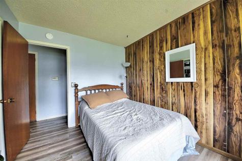 206 W Gibson Street West Liberty IA 52776