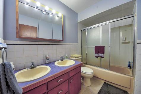 206 W Gibson Street West Liberty IA 52776