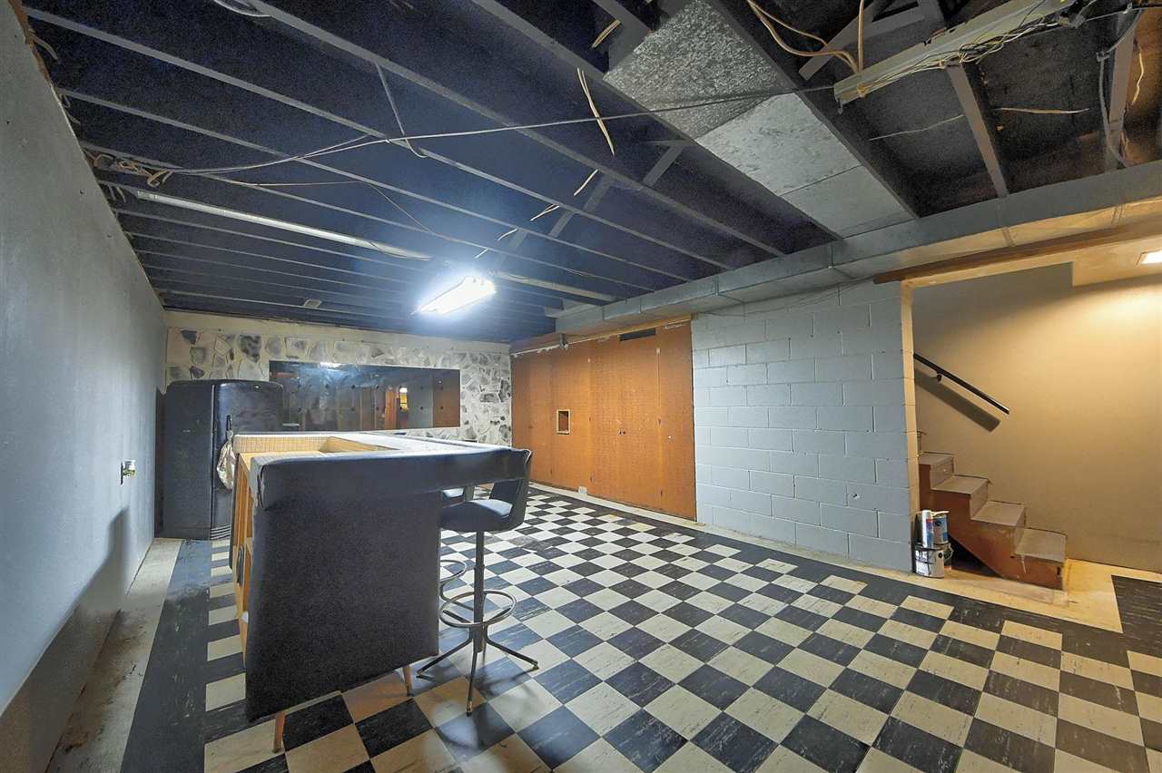 206 W Gibson Street West Liberty IA 52776