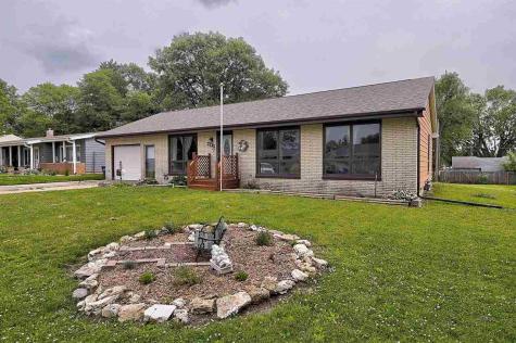 206 W Gibson Street West Liberty IA 52776