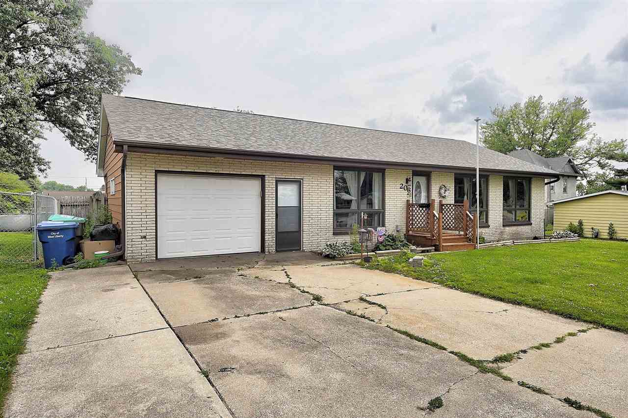 206 W Gibson Street West Liberty IA 52776
