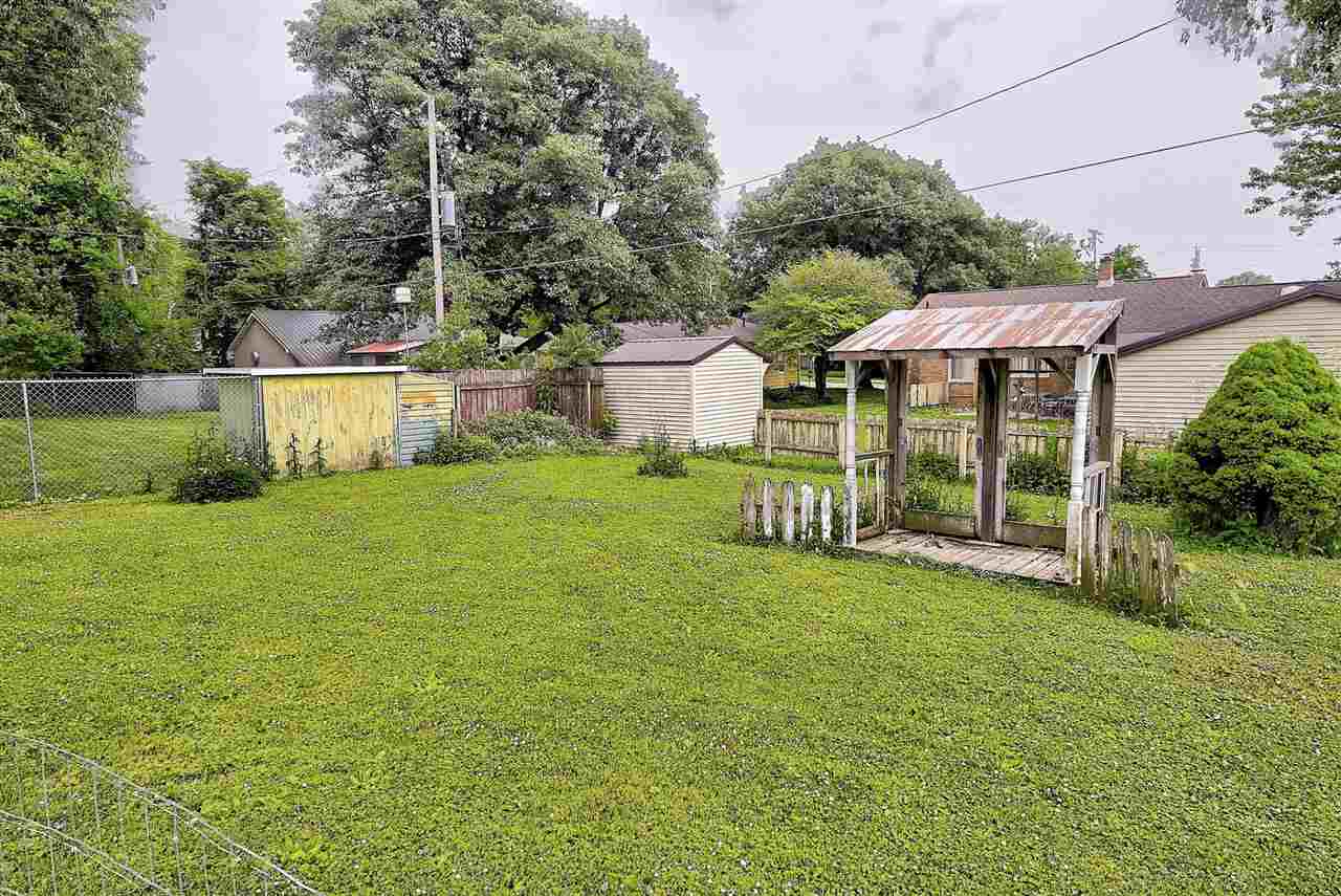 206 W Gibson Street West Liberty IA 52776