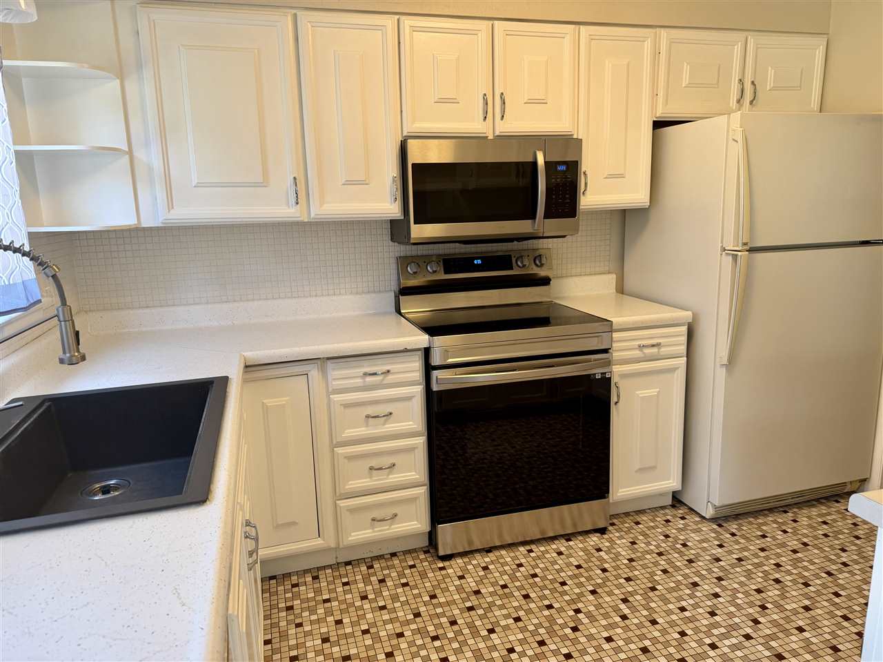 822 20th Avenue Coralville IA 52241
