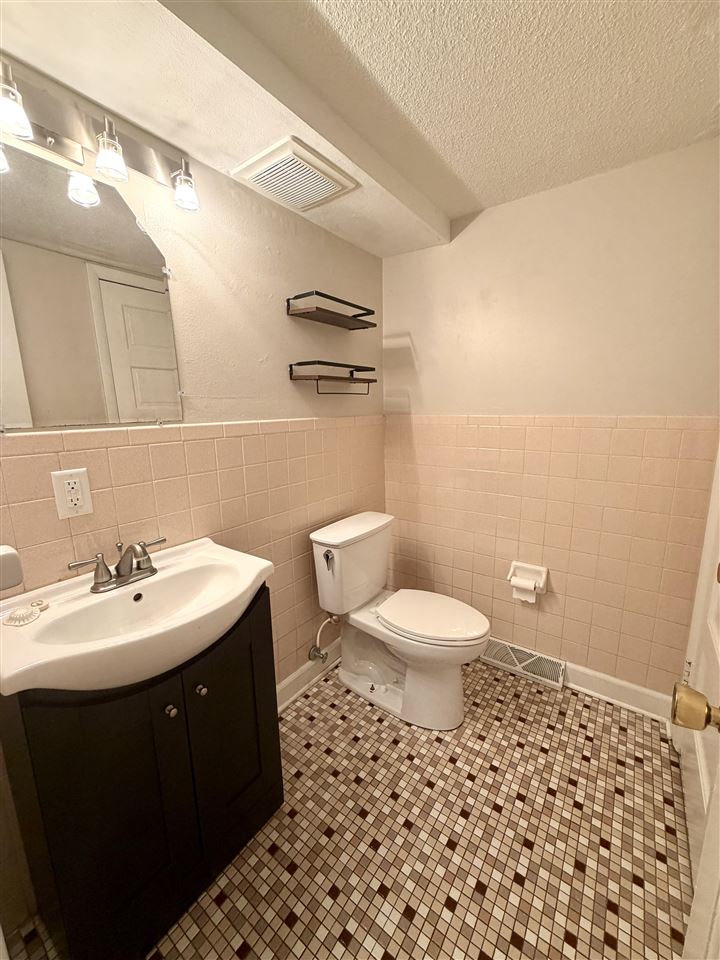 822 20th Avenue Coralville IA 52241