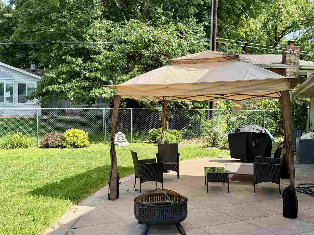 822 20th Avenue Coralville IA 52241