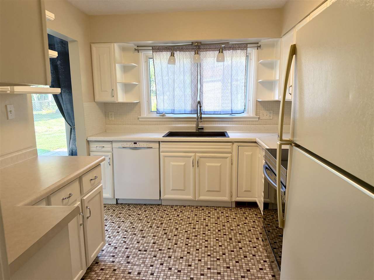 822 20th Avenue Coralville IA 52241