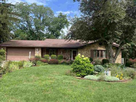 1506 Olde Hickory Lane Coralville IA 52241