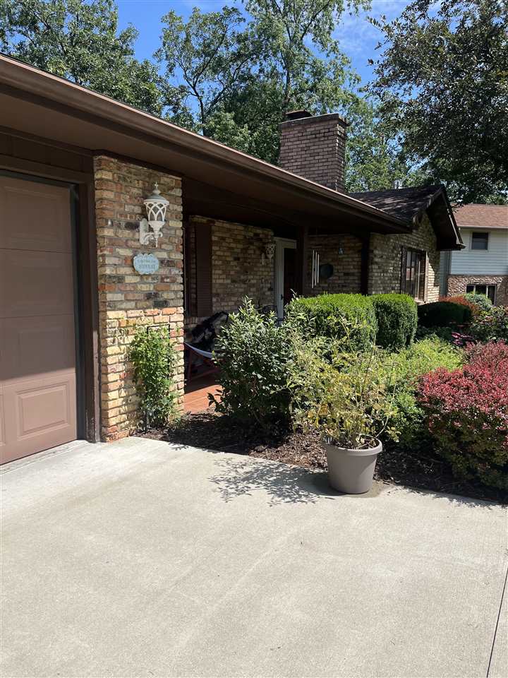 1506 Olde Hickory Lane Coralville IA 52241