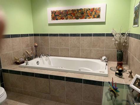1506 Olde Hickory Lane Coralville IA 52241