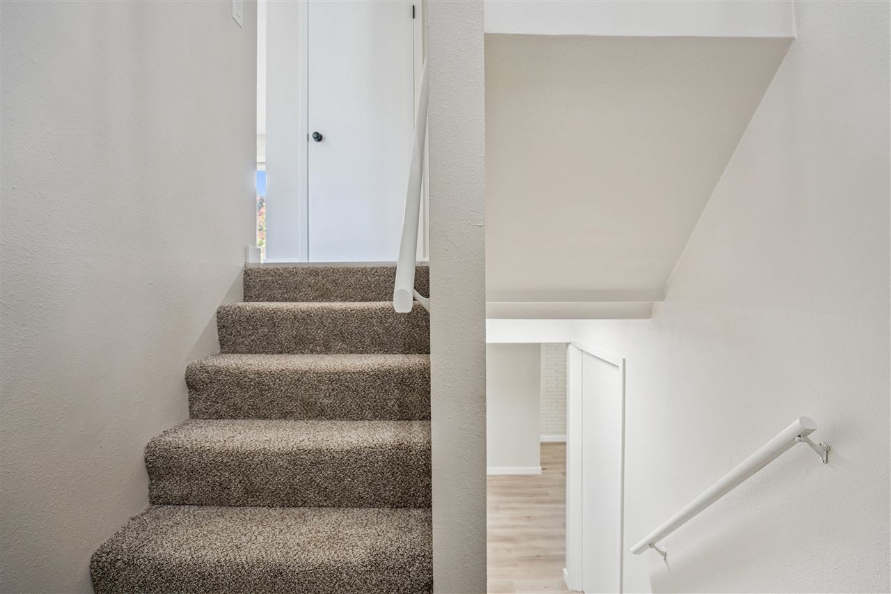 232 27th Street NW Cedar Rapids IA 52405