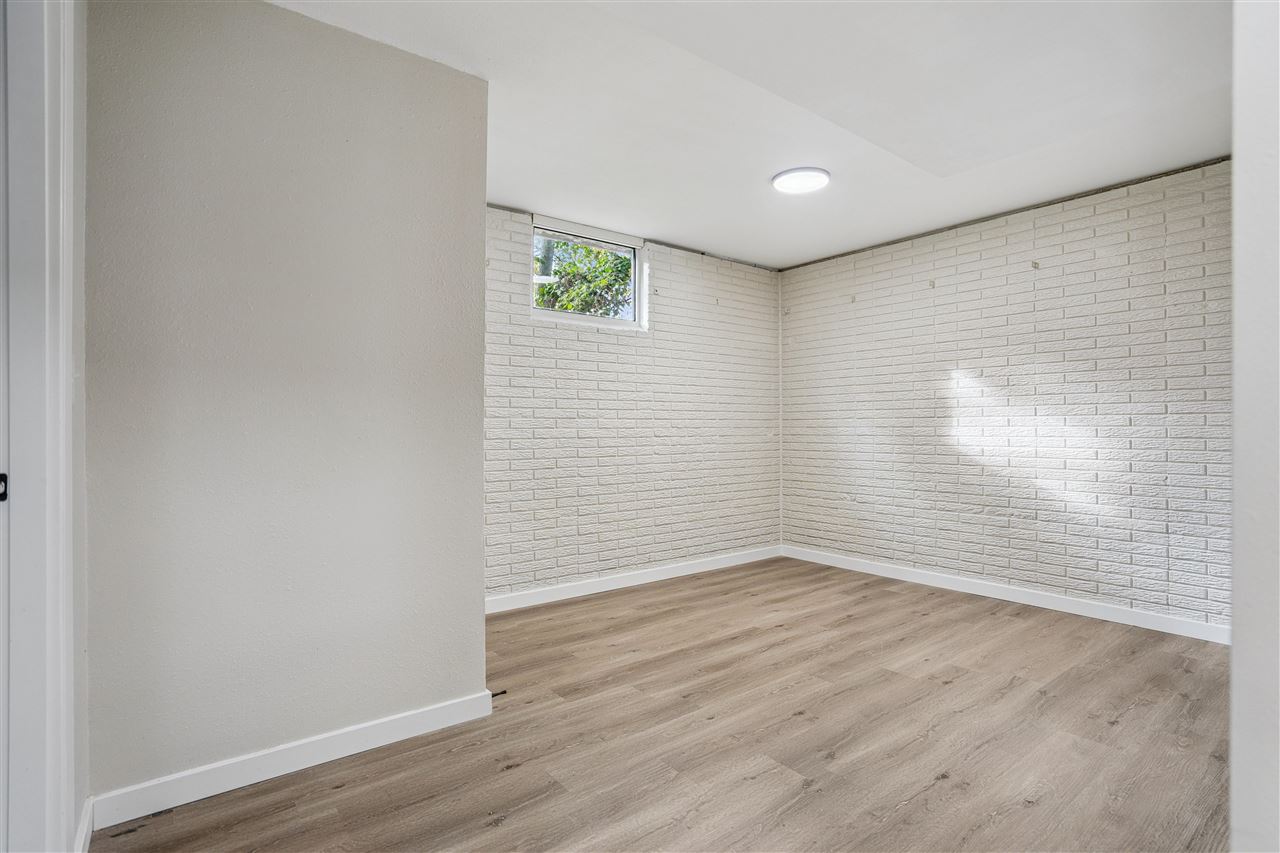 232 27th Street NW Cedar Rapids IA 52405