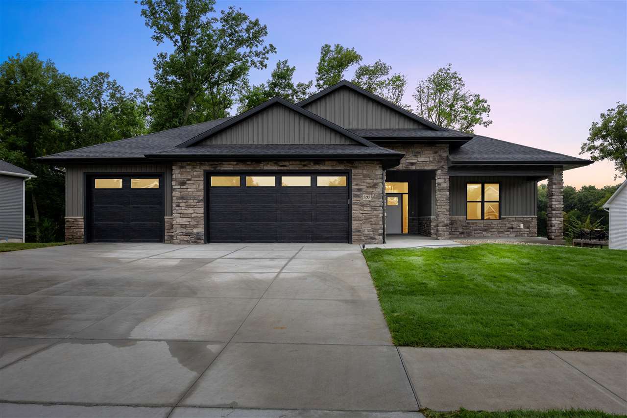 707 Owen Court Tiffin IA 52340