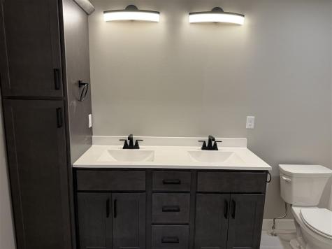 55 Kinsey Street North Liberty IA 52317