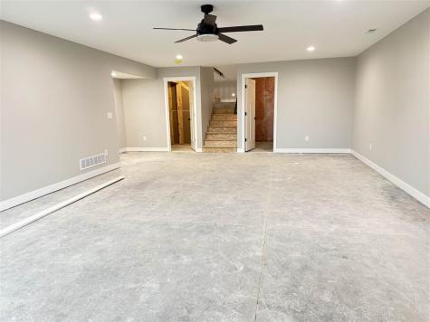 55 Kinsey Street North Liberty IA 52317