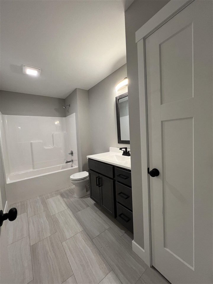 55 Kinsey Street North Liberty IA 52317
