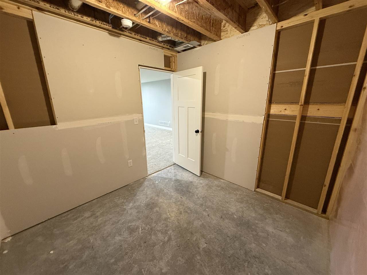 55 Kinsey Street North Liberty IA 52317