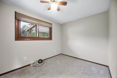 1105 Country Club Drive SE Mt Vernon IA 52314