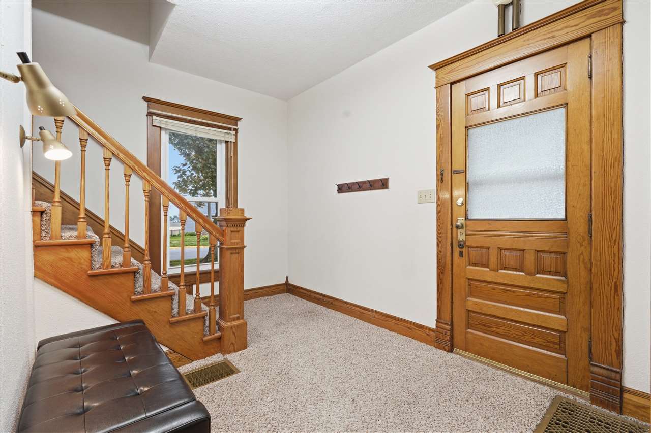 311 N Madison Street Mechanicsville IA 52306