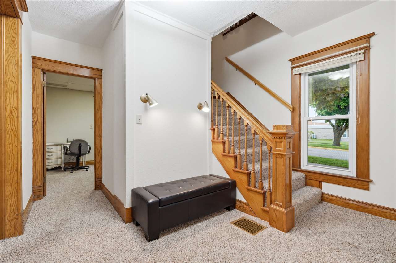 311 N Madison Street Mechanicsville IA 52306