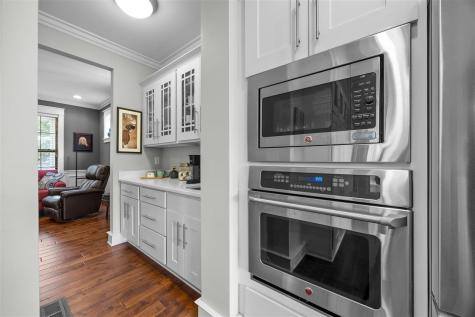 720 Walker Circle Iowa City IA 52245