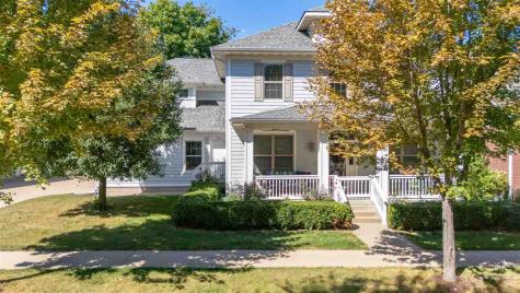 720 Walker Circle Iowa City IA 52245