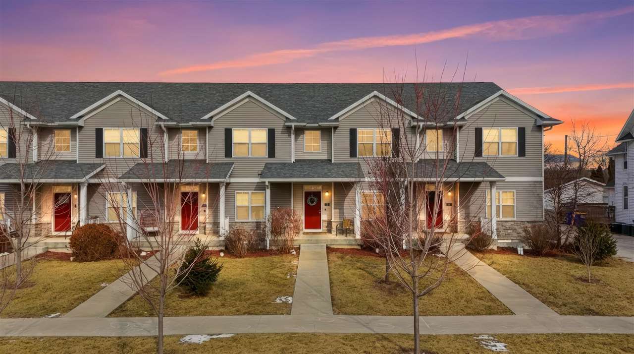 118 W 3rd Street Washington IA 52353