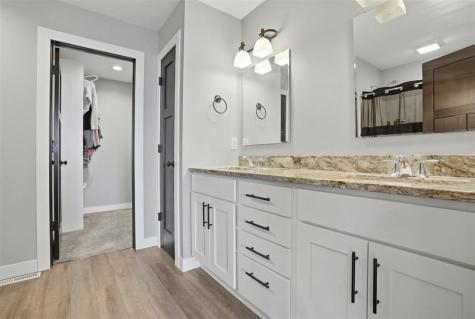 118 W 3rd Street Washington IA 52353