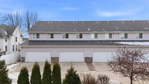 118 W 3rd Street Washington IA 52353