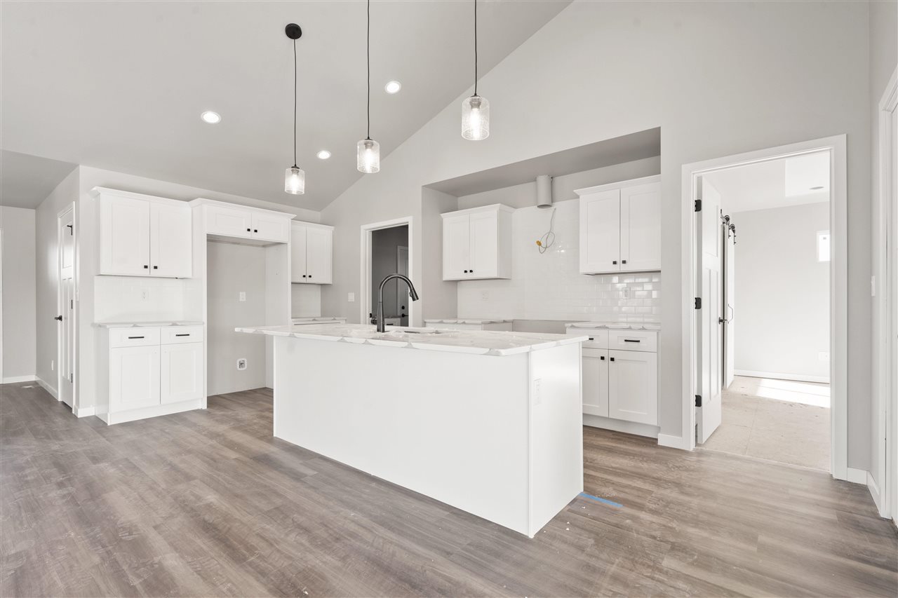 803 Irving Drive Solon IA 52333