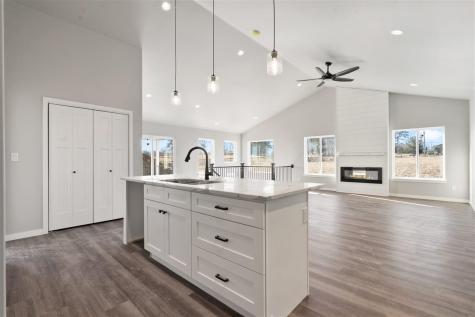 803 Irving Drive Solon IA 52333