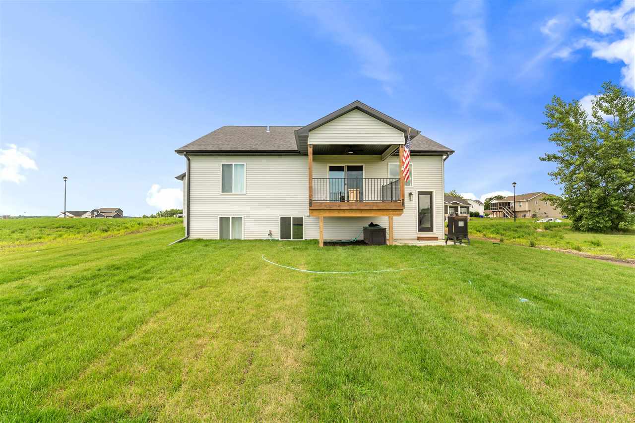 803 Irving Drive Solon IA 52333