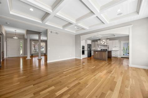 713 Sherwood Iowa City IA 52245