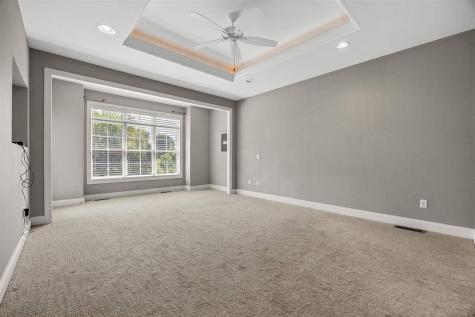 713 Sherwood Iowa City IA 52245