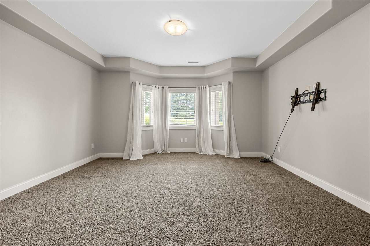 713 Sherwood Iowa City IA 52245