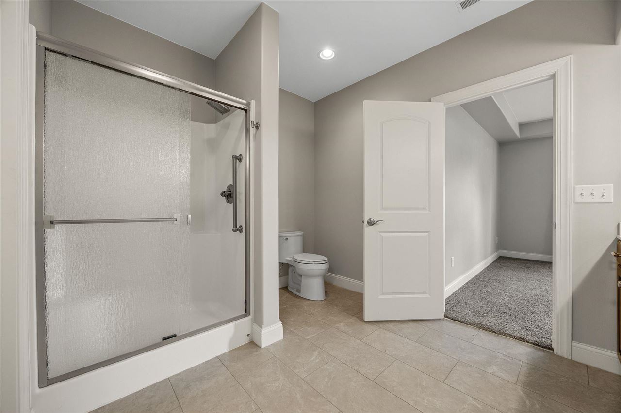 713 Sherwood Iowa City IA 52245