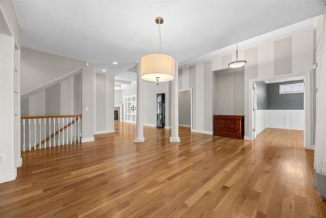 713 Sherwood Iowa City IA 52245