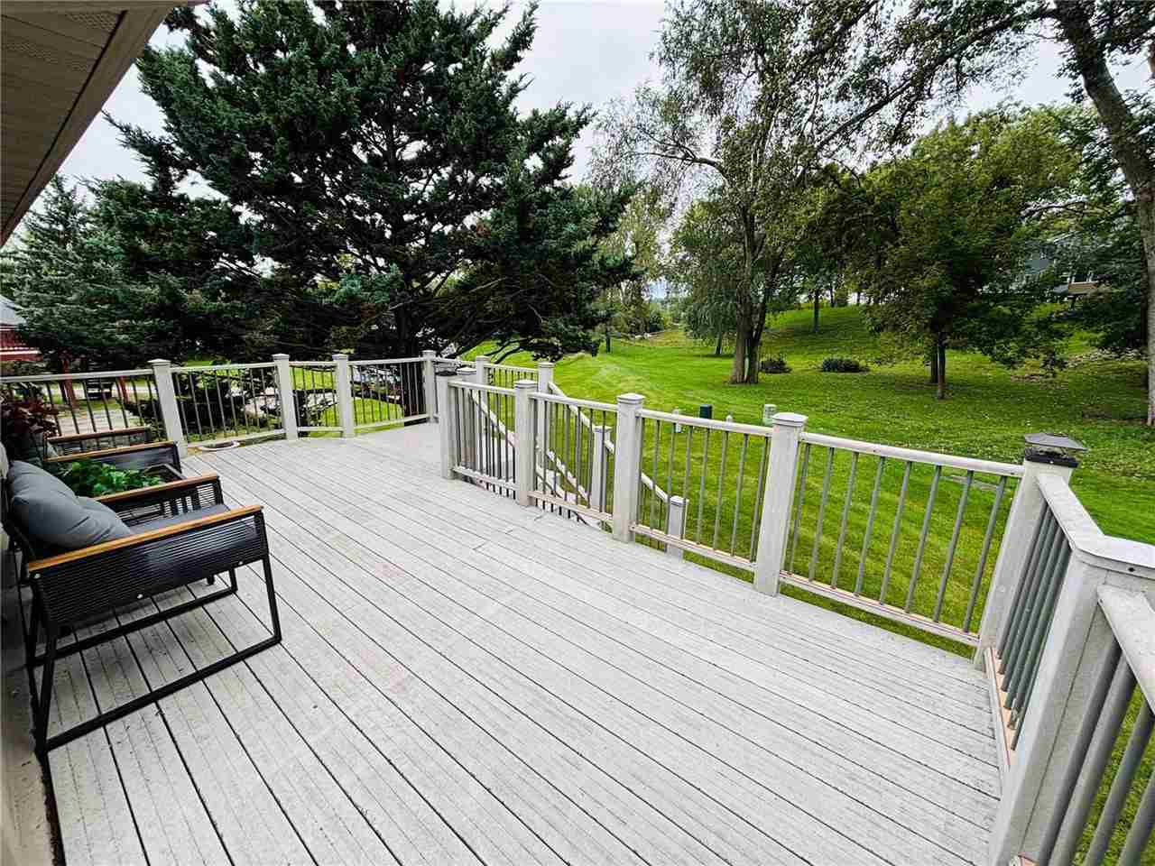 920 Westwood Drive NW Cedar Rapids IA 52404