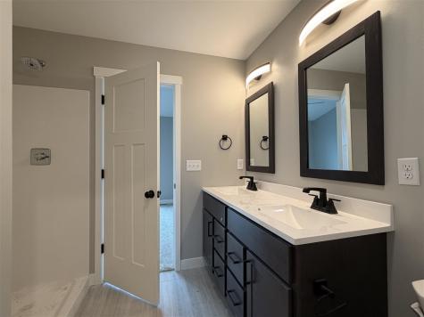 1403 Legend Drive Tiffin IA 52340