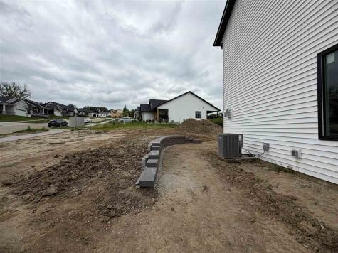 1403 Legend Drive Tiffin IA 52340