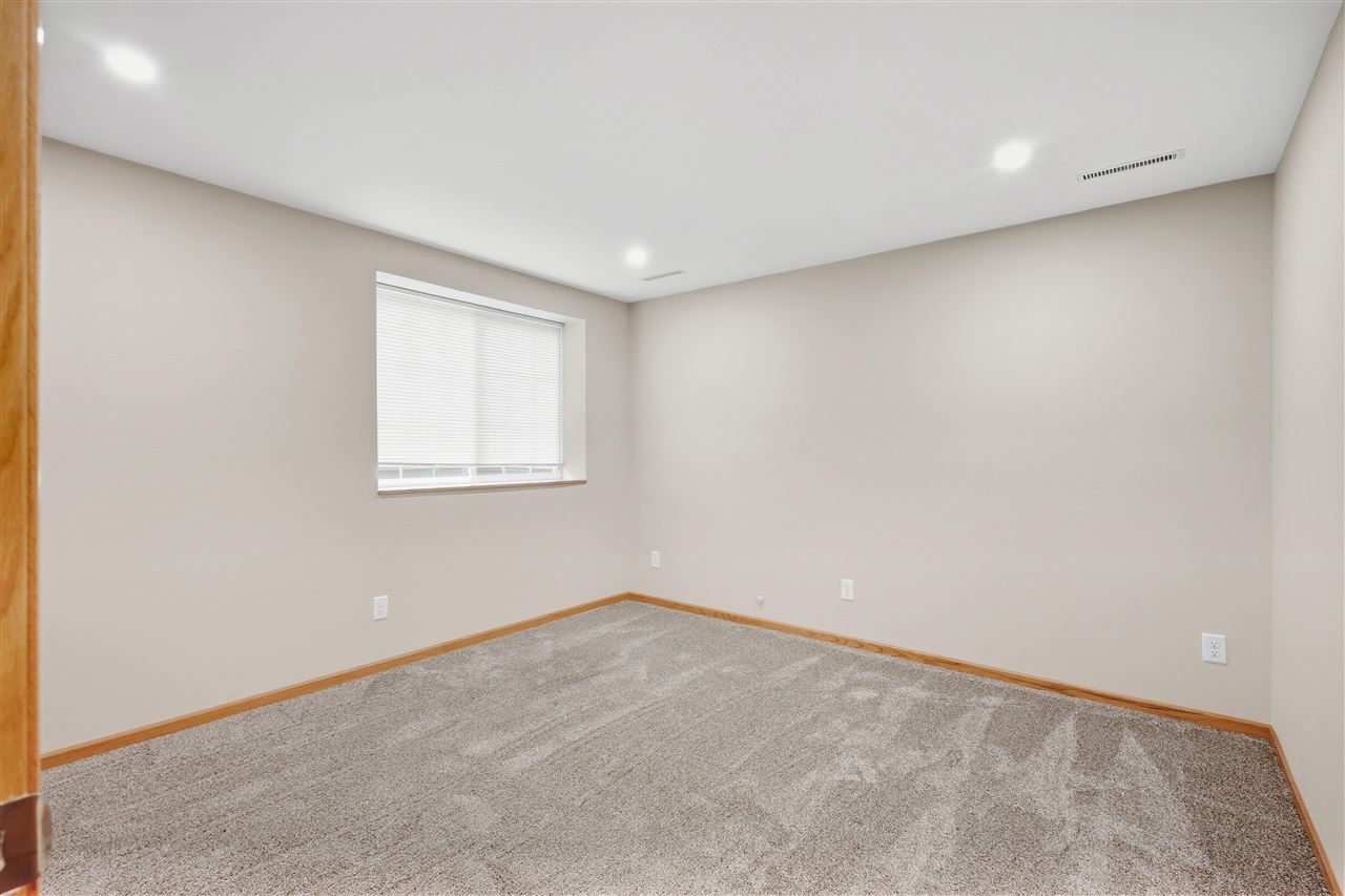 2925 Russell Drive Iowa City IA 52240