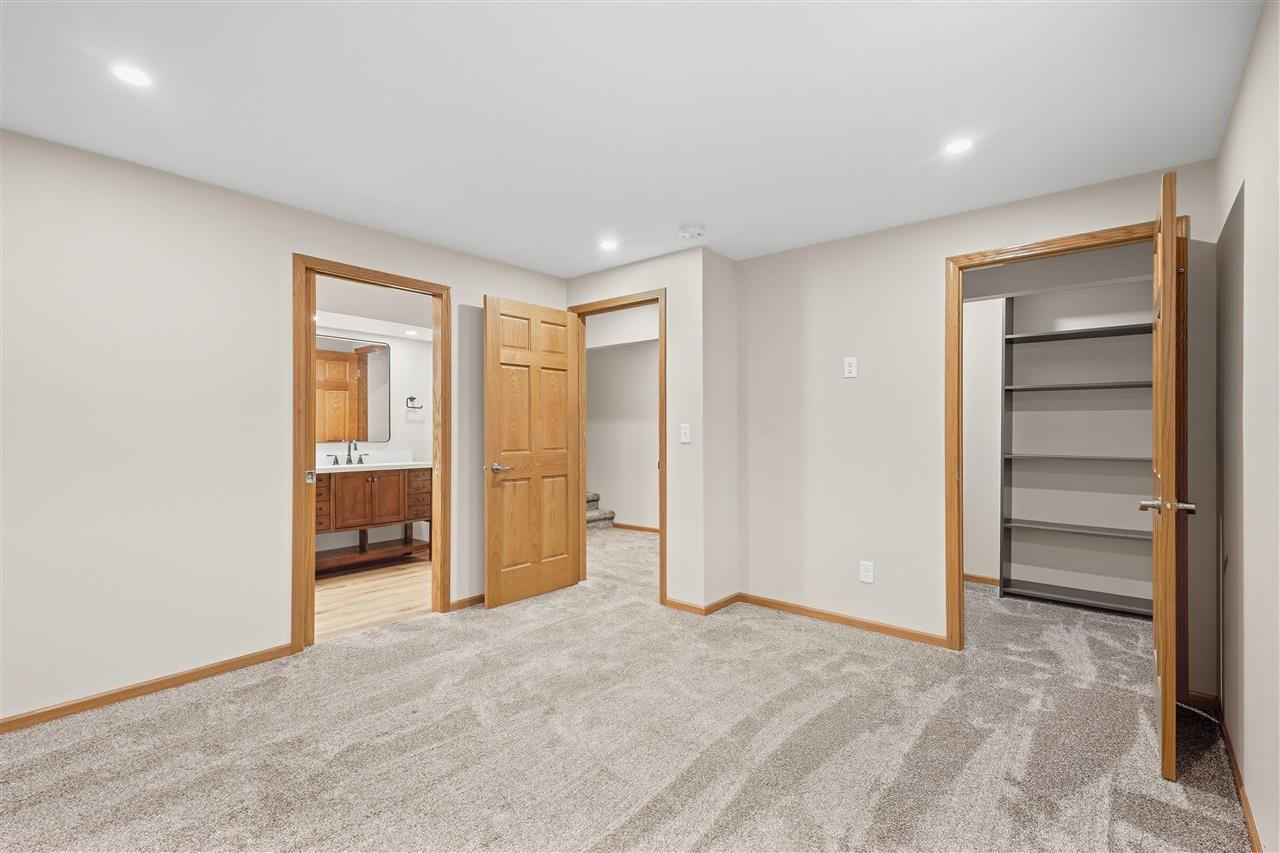 2925 Russell Drive Iowa City IA 52240