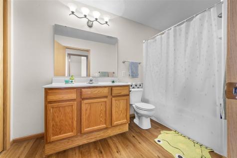 1552 Cook Circle North Liberty IA 52317