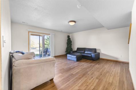 1552 Cook Circle North Liberty IA 52317