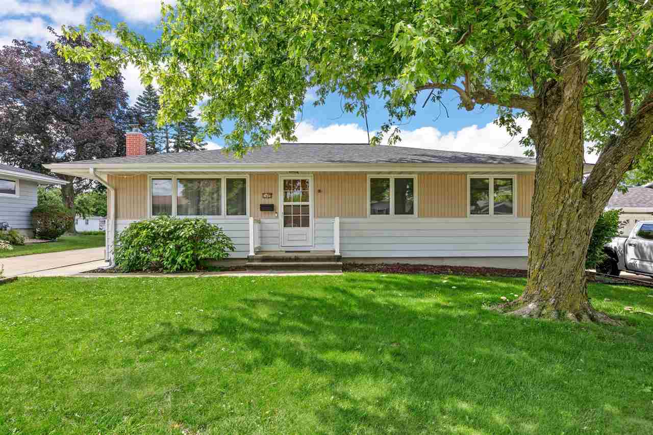 1805 Country Club Drive Marion IA 52302