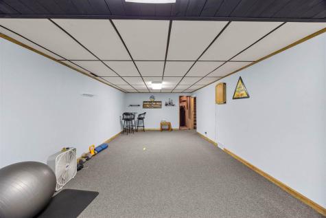 1805 Country Club Drive Marion IA 52302