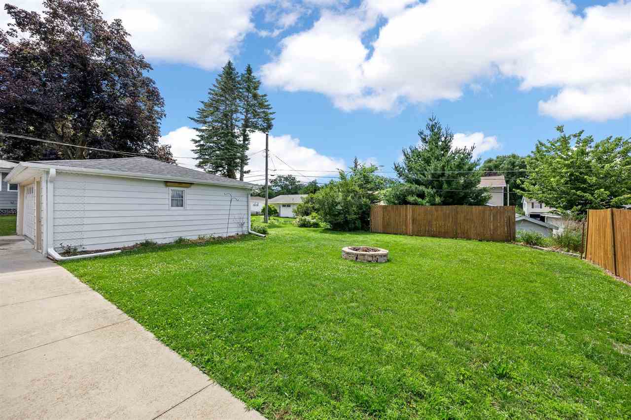 1805 Country Club Drive Marion IA 52302