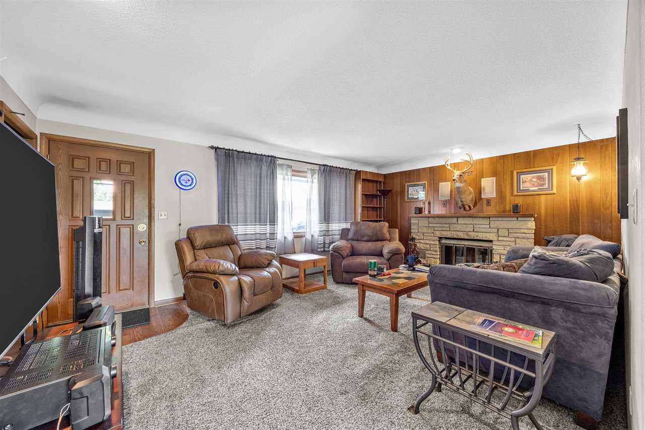 1805 Country Club Drive Marion IA 52302