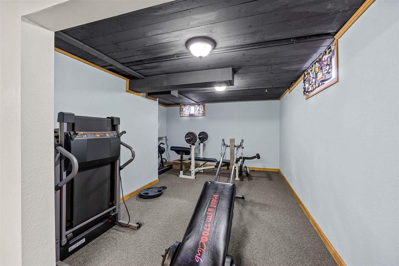 1805 Country Club Drive Marion IA 52302