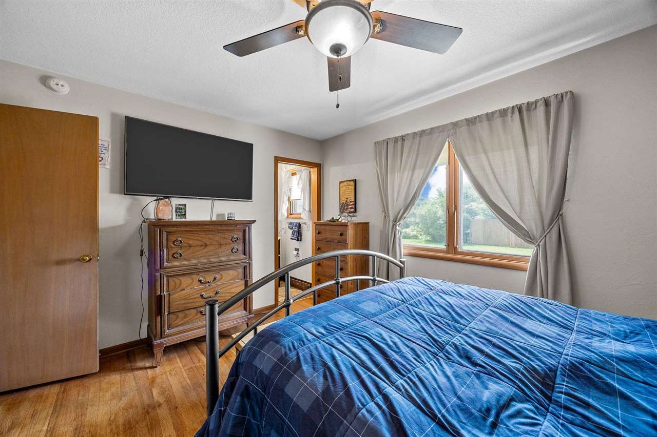 1805 Country Club Drive Marion IA 52302